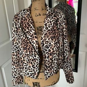 Leopard Print Zip Jacket/Blazer